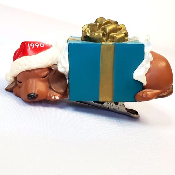 Hallmark Keepsake 1990 Clip-On Ornament Sleeping Dog with Gift Box Holiday Decor - Picture 2 of 7